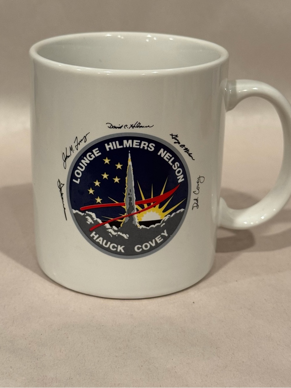 Vintage NASA Mug Cup STS-26 Space Shuttle Launch Hauck Covey Hilmers Discovery‎